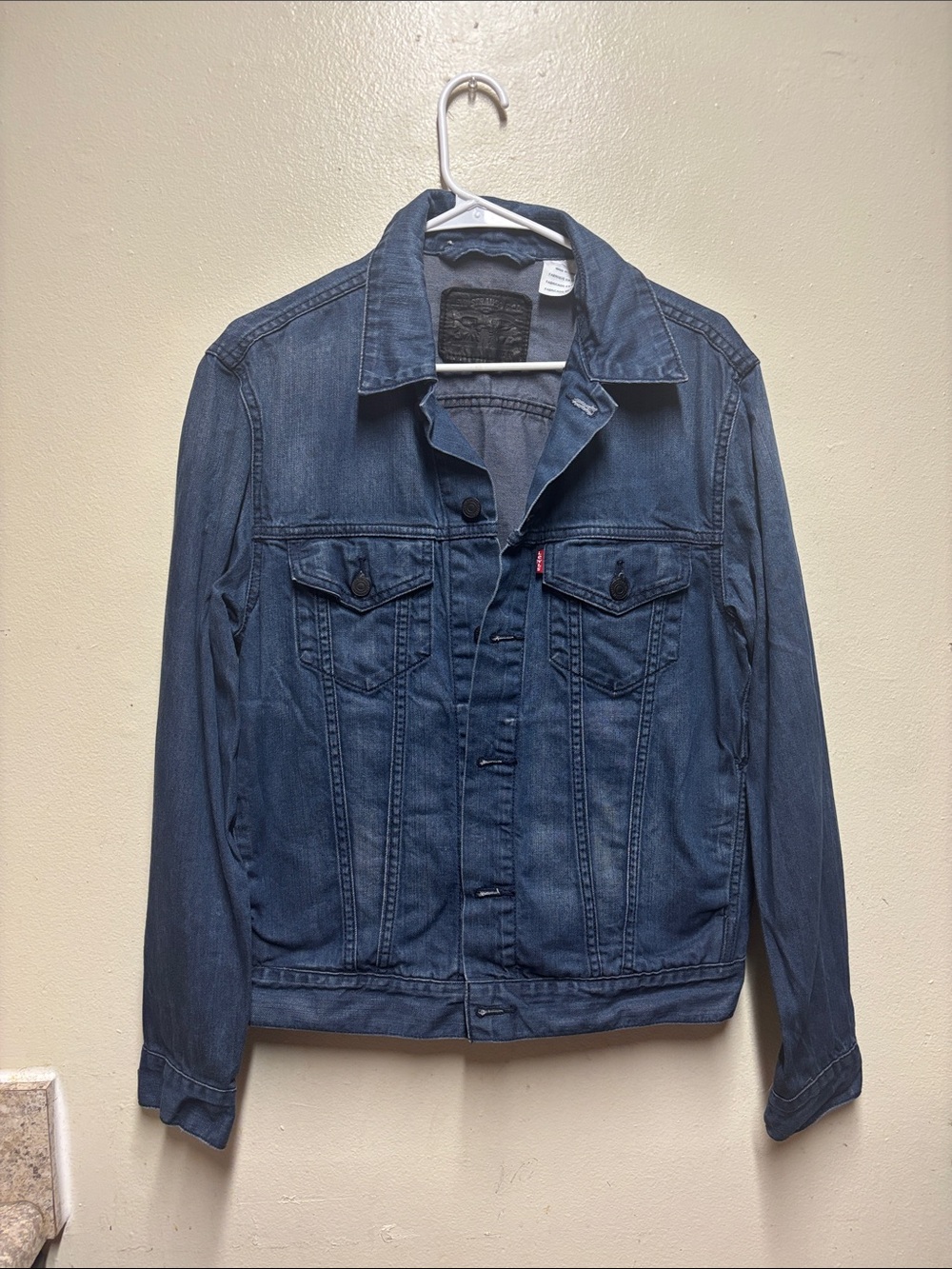 Levi's Classic Blue Denim Trucker Button Up Jacket men's medium